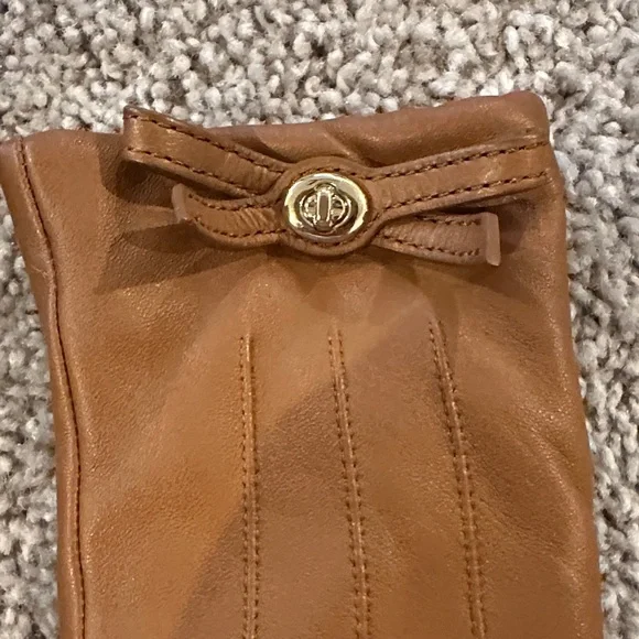 Coach Tan Leather Gloves with Gold Button Detail - Picture 4 of 5